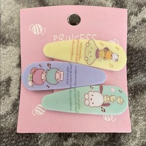 Sanrio friends hair clip bundle! 🌸